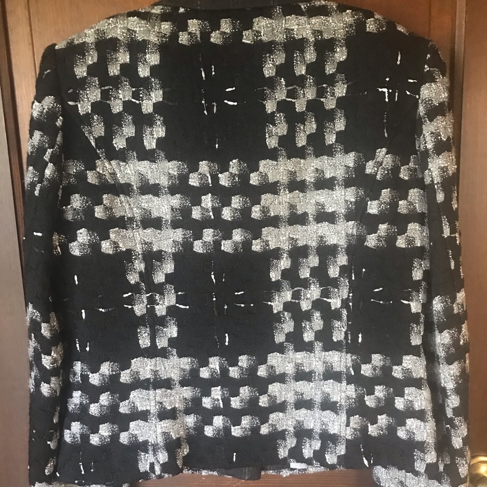 Jacket - Picture 2 of 8